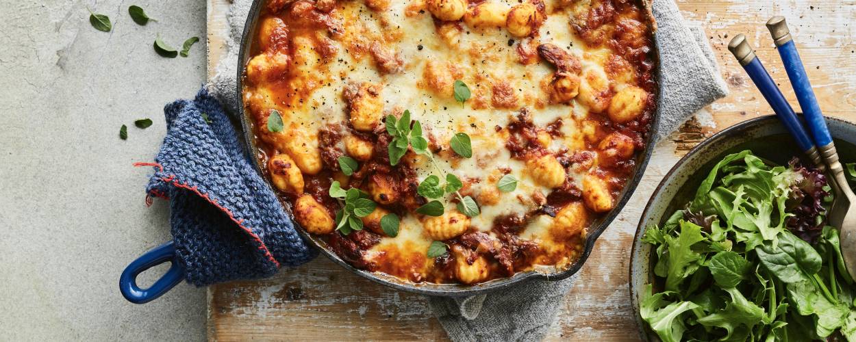 Ofenbolognese mit Gnocchi
