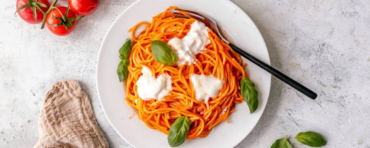 Nudelsoße mit Burrata