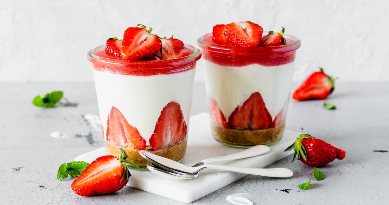 Erdbeer-Butterkeks-Dessert