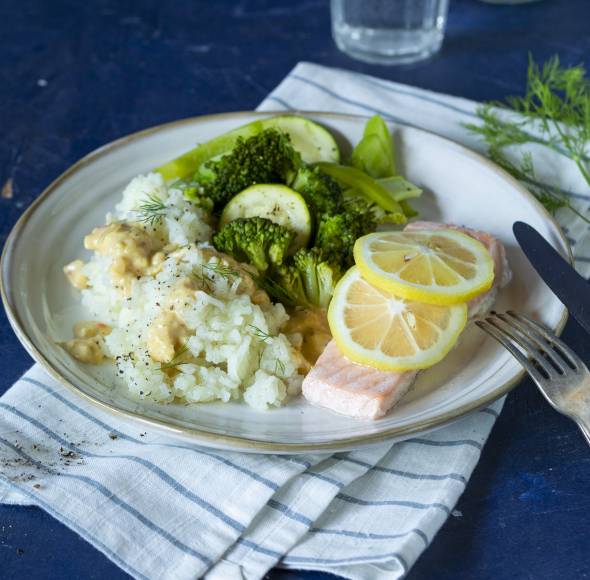 Farfalle mit Lachs-Dill-Soße aus dem Monsieur Cuisine | ZauberMix