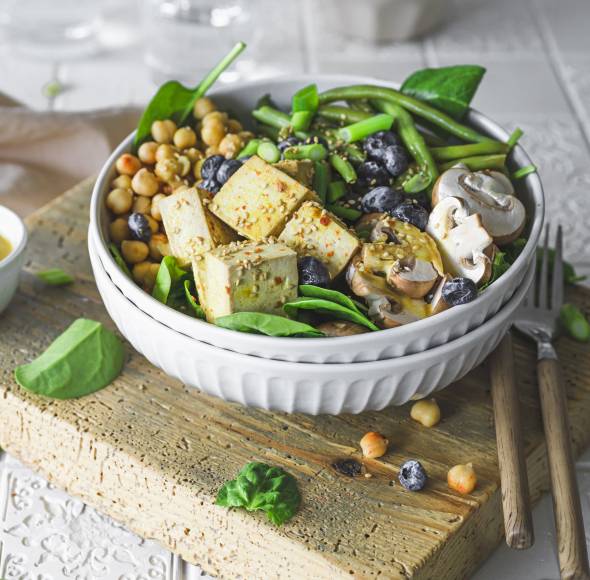 Sesam-Tofu mit Gemüse und Reis im Monsieur Cuisine | ZauberMix Sesam-Tofu mit Gemüse und Reis im Monsieur Cuisine | ZauberMix