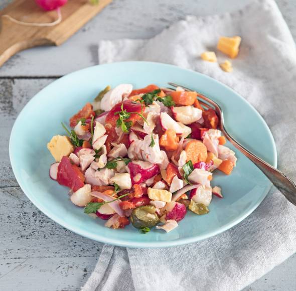 Bunter Käse-Wurst-Salat