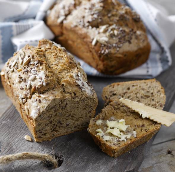 Dinkelbrot mit Leinsamen