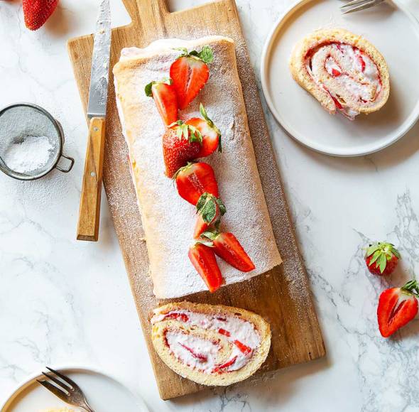 Erdbeereis blitzschnell im Monsieur Cuisine | ZauberMix