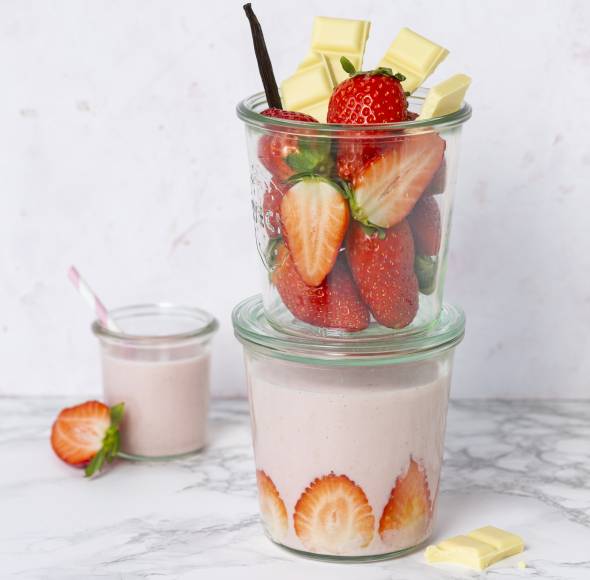 Mango-Orangen-Shake mit Chiasamen aus dem Monsieur Cuisine | ZauberMix