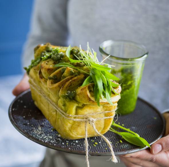 Bärlauch-Brötchen backen mit dem Monsieur Cuisine | ZauberMix Bärlauch-Brötchen backen mit dem Monsieur Cuisine | ZauberMix