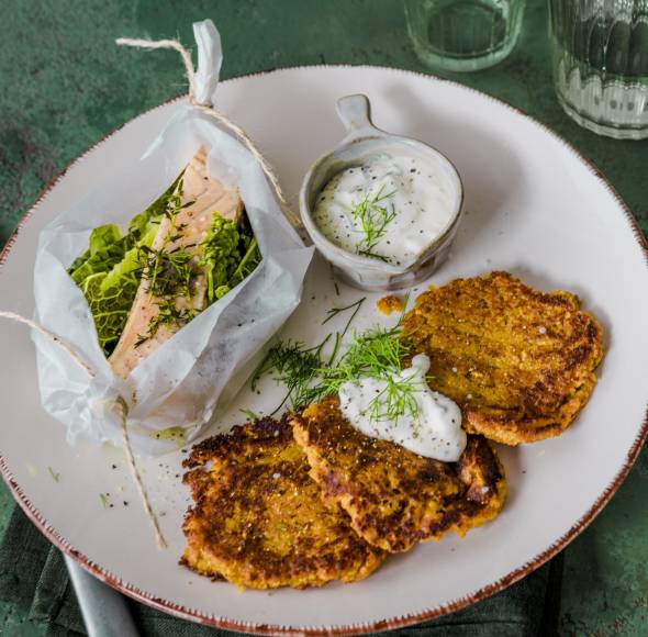 Gedämpfter Lachs mit Reis und Gemüse im Monsieur Cuisine | ZauberMix