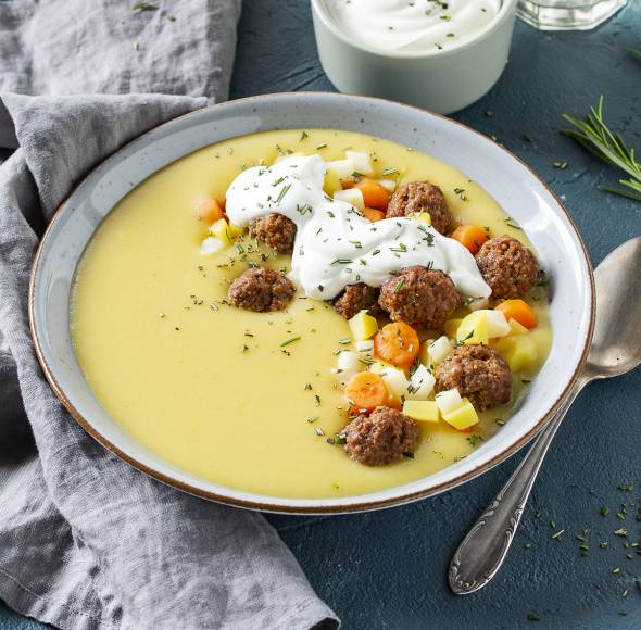 Frühlingstopf mit Hackbällchen und Spargel | ZauberMix