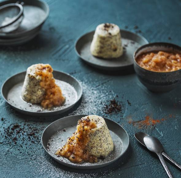 Quark-Mohn-Soufflé mit Apfel-Birnen-Mus