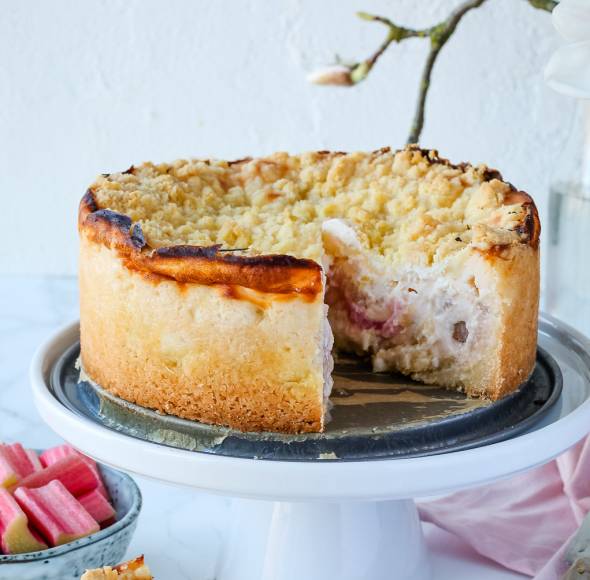 Rhabarber-Muffins mit Puderzucker mit dem Monsieur Cuisine | ZauberMix