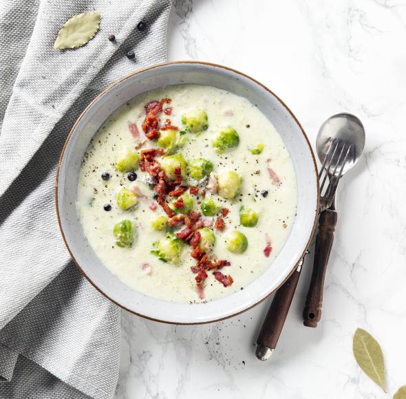 Rosenkohl-One-Pot mit Speck und Birne