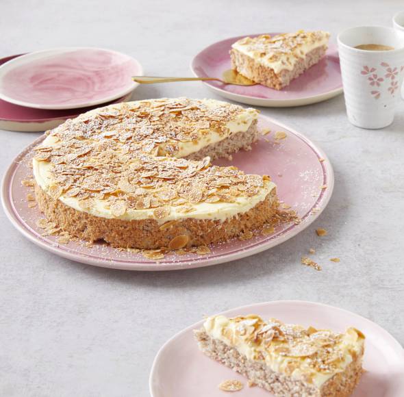 Schwedische Mandeltorte mit Vanillecreme