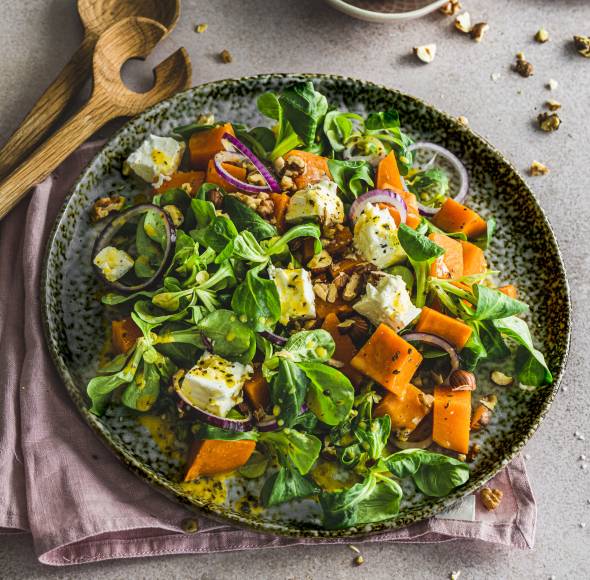 Süßkartoffelsalat mit Hirtenkäse