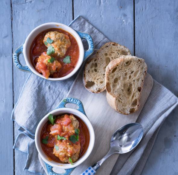 Cremige Tomatensoße mit dem Monsieur Cuisine | ZauberMix Cremige Tomatensoße mit dem Monsieur Cuisine | ZauberMix