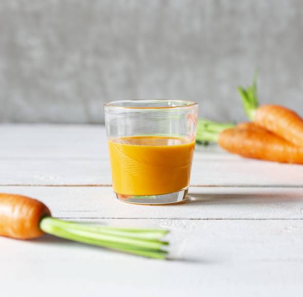 Karotten-Sanddorn-Shot