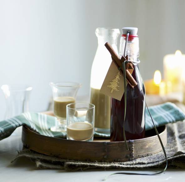 Weißer Schokoladenlikör