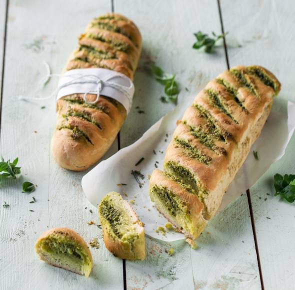 Kräuter-Knoblauch-Butter mit dem Monsieur Cuisine | ZauberMix Kräuter-Knoblauch-Butter mit dem Monsieur Cuisine | ZauberMix