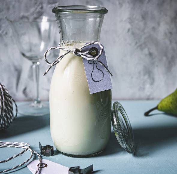 Marzipanlikör mit Birne und Vanille