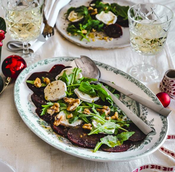 Rote-Bete-Carpaccio mit Ziegenkäse