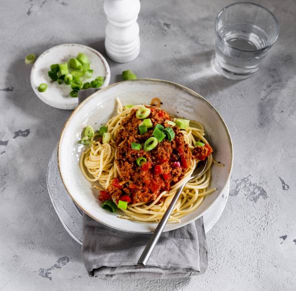 Spaghetti mit Paprika-Bolognese