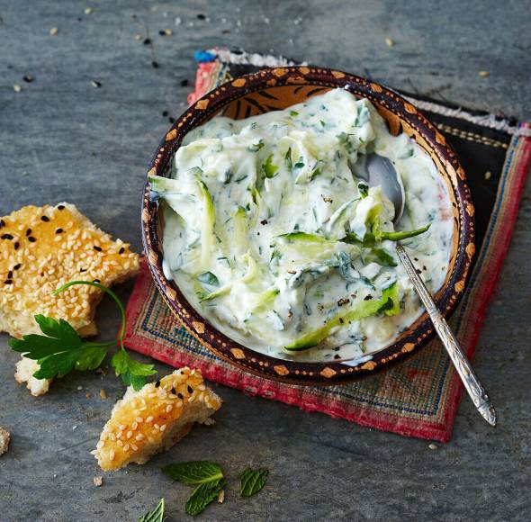 Zucchini-Joghurt-Dip