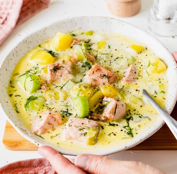 Hühnersuppe schnell im Monsieur Cuisine | ZauberMix