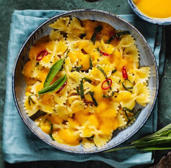Pasta mit Kürbissoße