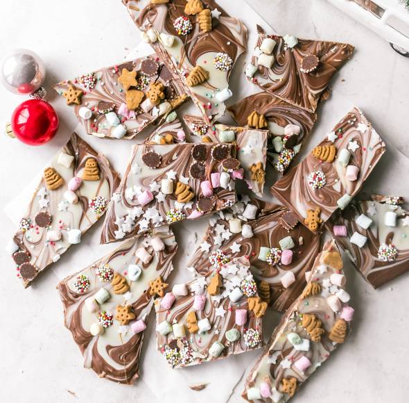 Weihnachtliche Bruchschokolade