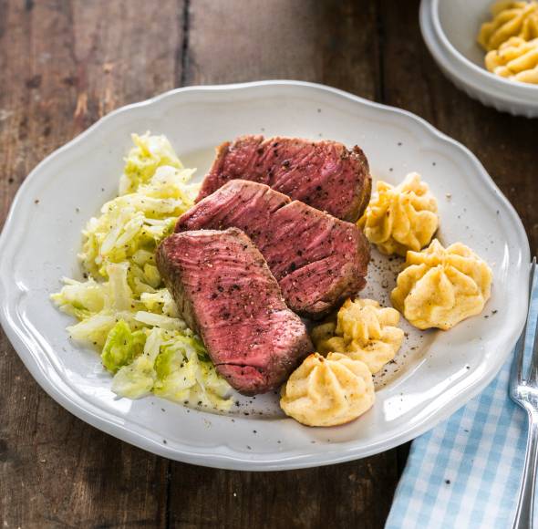 Sous-vide-Filet mit Herzoginkartoffeln
