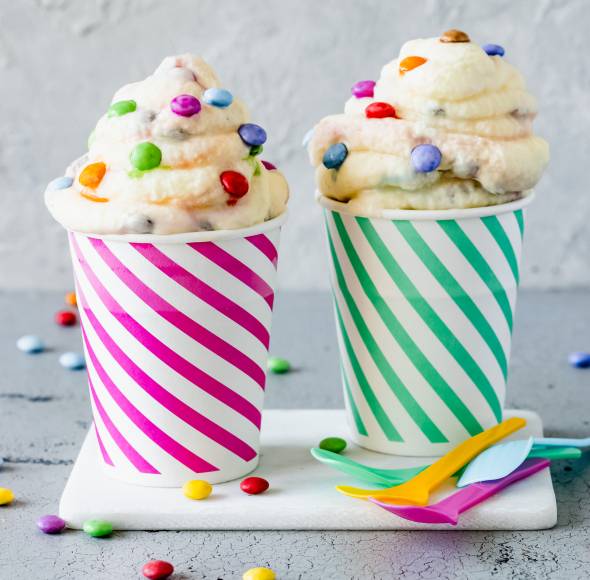 „McFlurry“ Eis mit „Smarties“