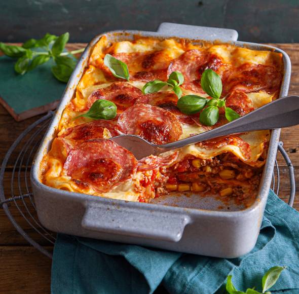 Salami-Pizza-Lasagne