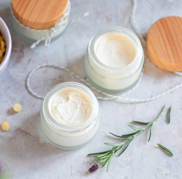 Zarte-Hand-Creme aus 4 Zutaten