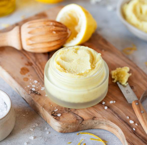 Zitrusfrucht-Peeling