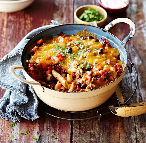 Chili-con-Carne-Gratin mit Nudeln