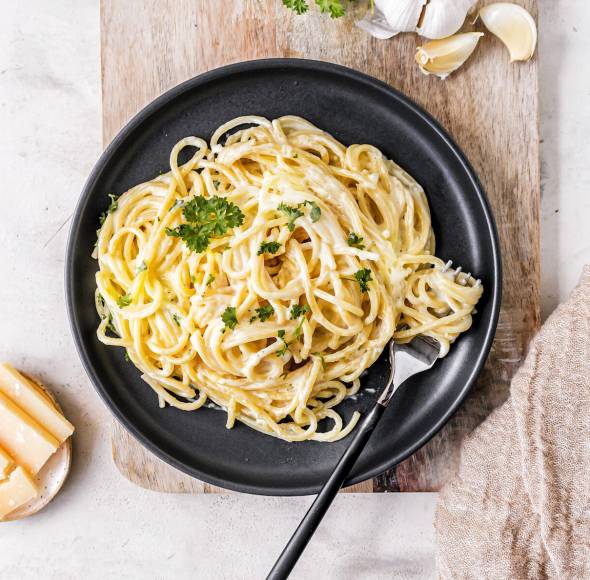 Knoblauch-Parmesan-Pasta