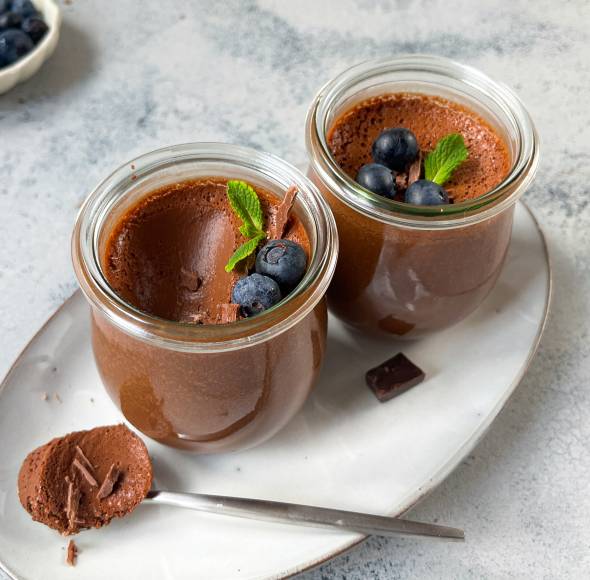 Schokoladen-Mousse aus 2 Zutaten