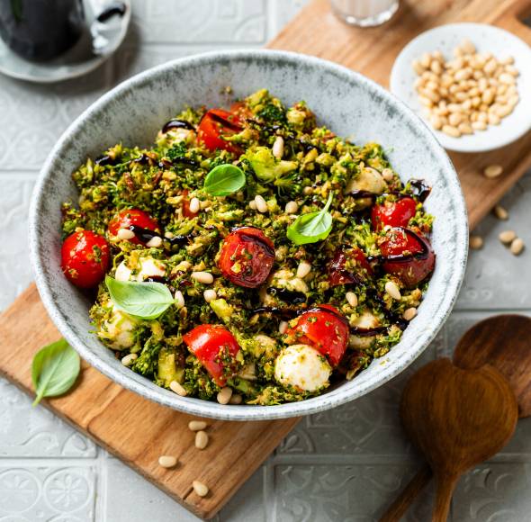 Brokkolisalat "Italian Style"