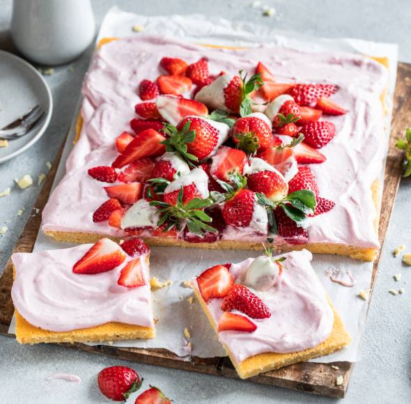 Schneller Erdbeer-Quark-Kuchen vom Blech