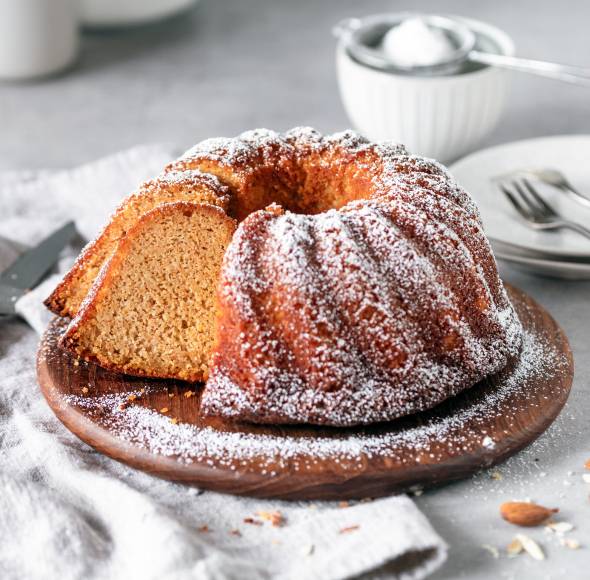 Saftiger Apfel-Möhren-Kuchen ohne Mehl