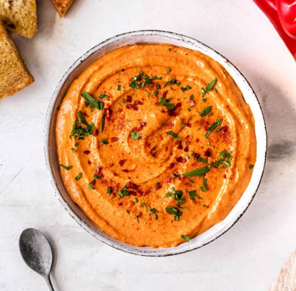 Sabrinas Paprika-Käse-Dip im Monsieur Cuisine | ZauberMix