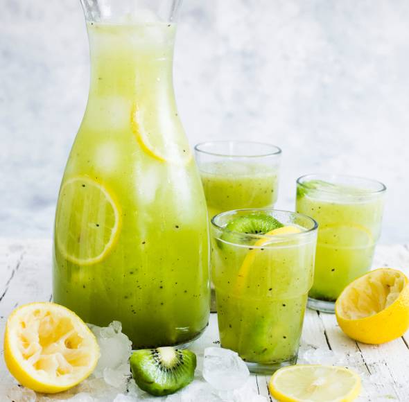 Kiwi-Zitronen-Slushie