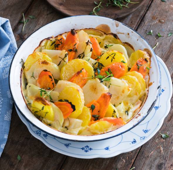 Buntes Kartoffelgratin