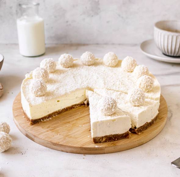 No Bake „Raffaello" Cheesecake