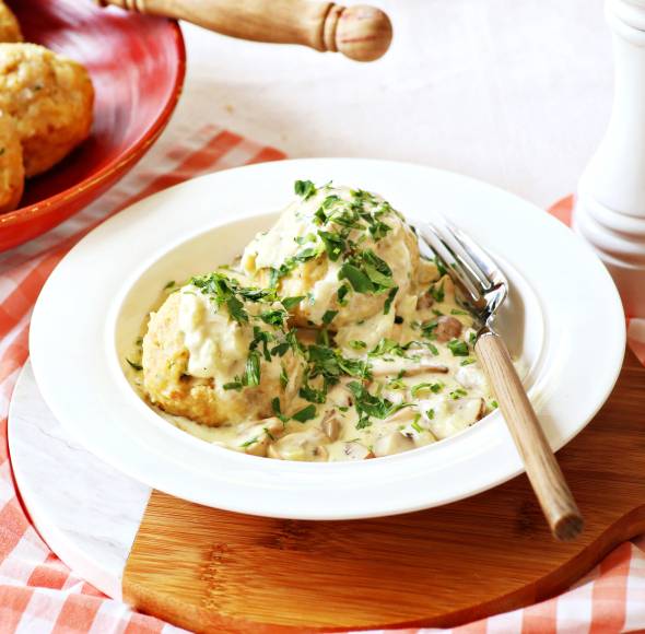 Semmelknödel mit Pilzrahm