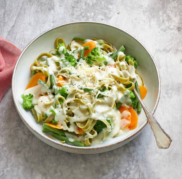 Gemüse-Pasta „Dreikäsehoch“