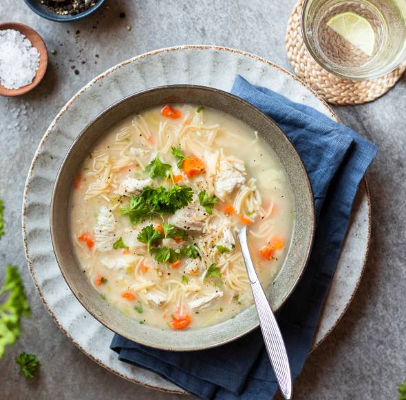 Hühnersuppe wie von Omi