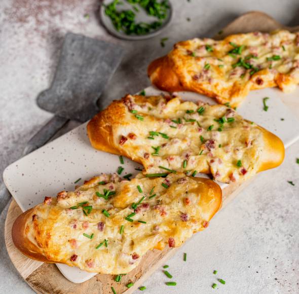 Laugen-Schmandschiffchen