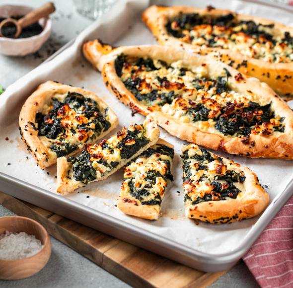 Pide aus dem Monsieur Cuisine