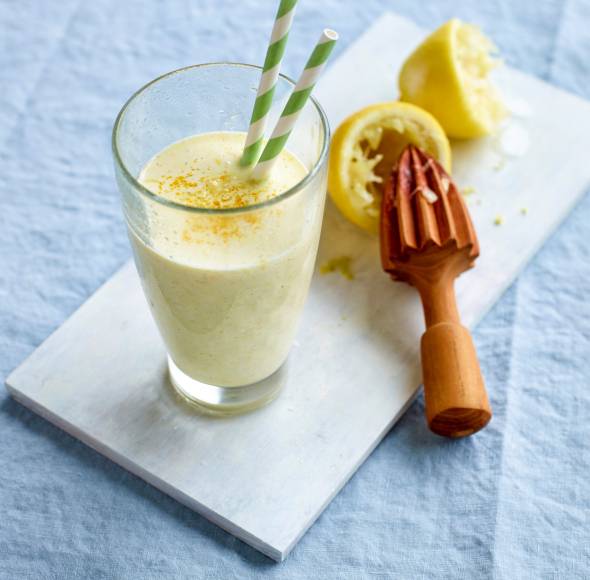 Zitronen-Buttermilchshake