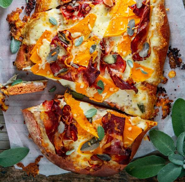 Kürbis-Schinken-Pizza
